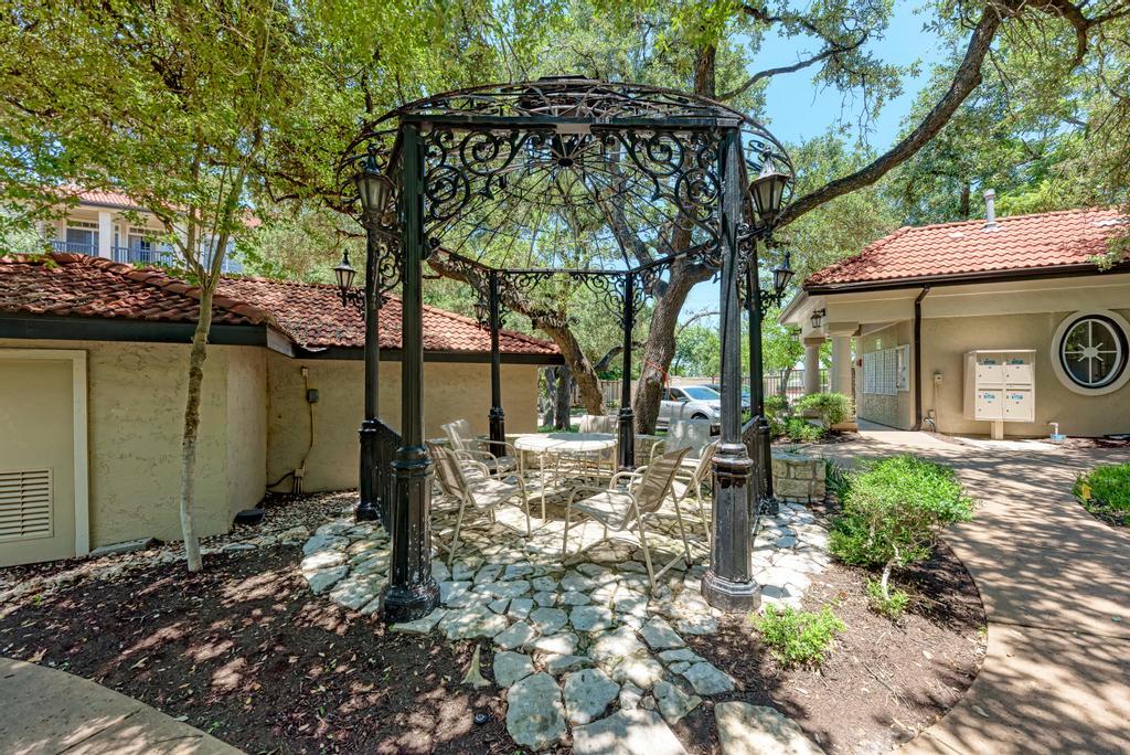 9525 N Capital Of Texas Hwy #635 Property Photo 29