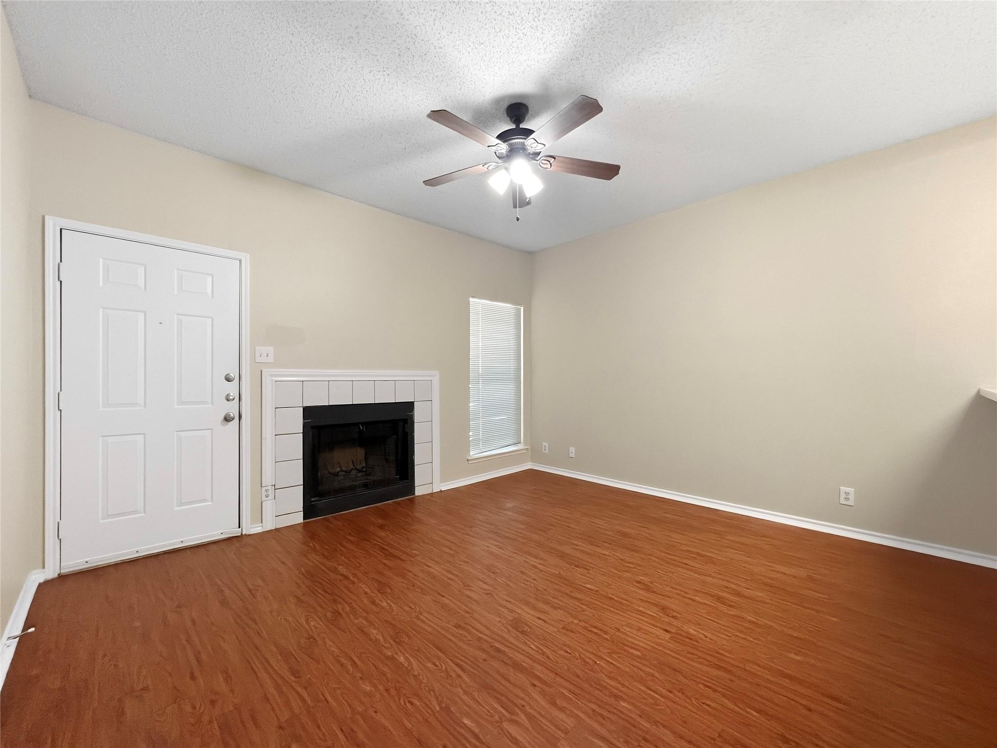 2414 Longview St. None #305 Property Photo 6