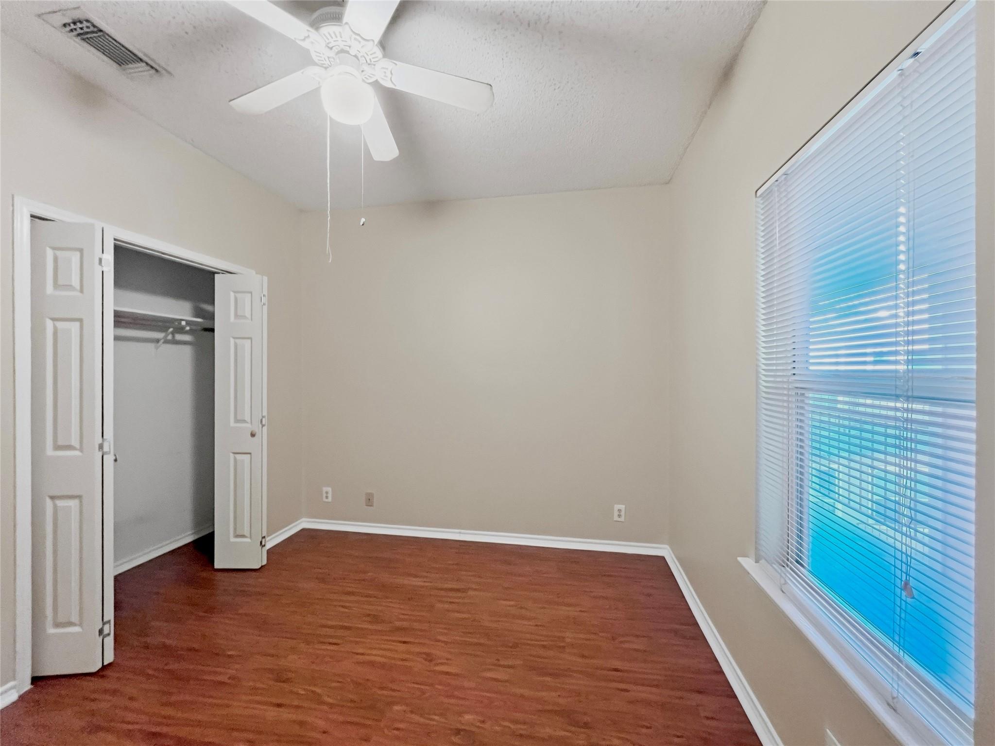 2414 Longview St. None #305 Property Photo 17