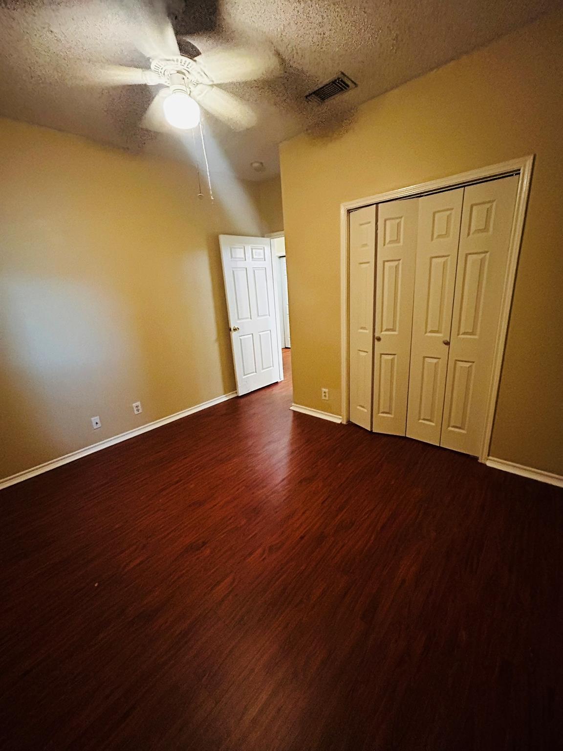 2414 Longview St. None #305 Property Photo 19