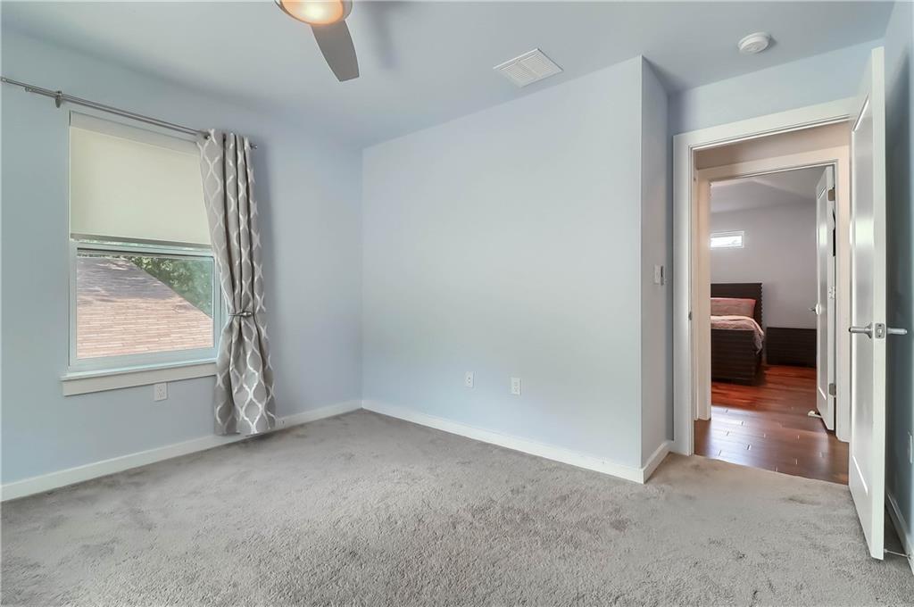 900 Capitol Ct Property Photo 31