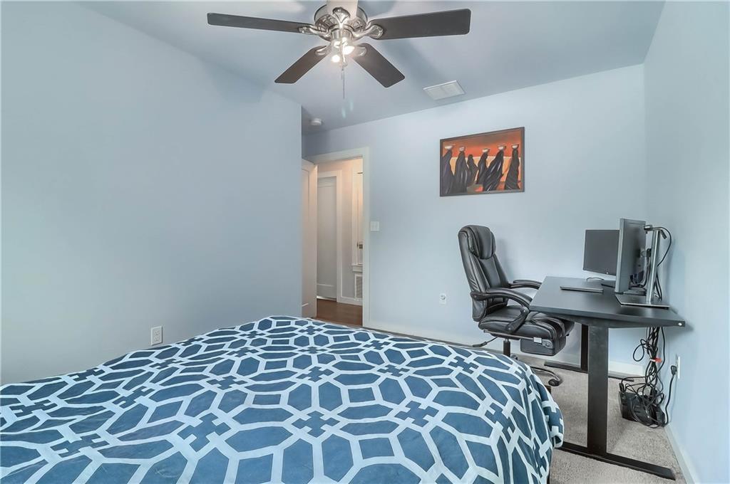 900 Capitol Ct Property Photo 34