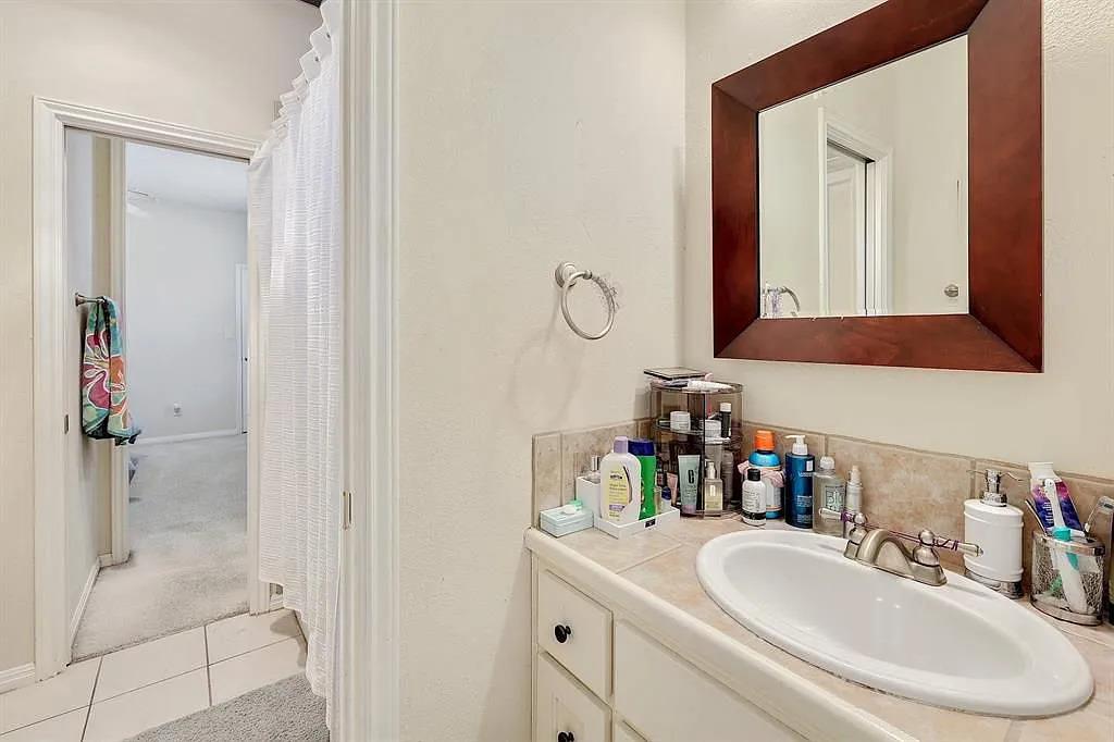 101 Cheerful Ct Property Photo 17