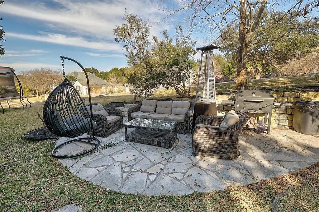 101 Cheerful Ct Property Photo 19