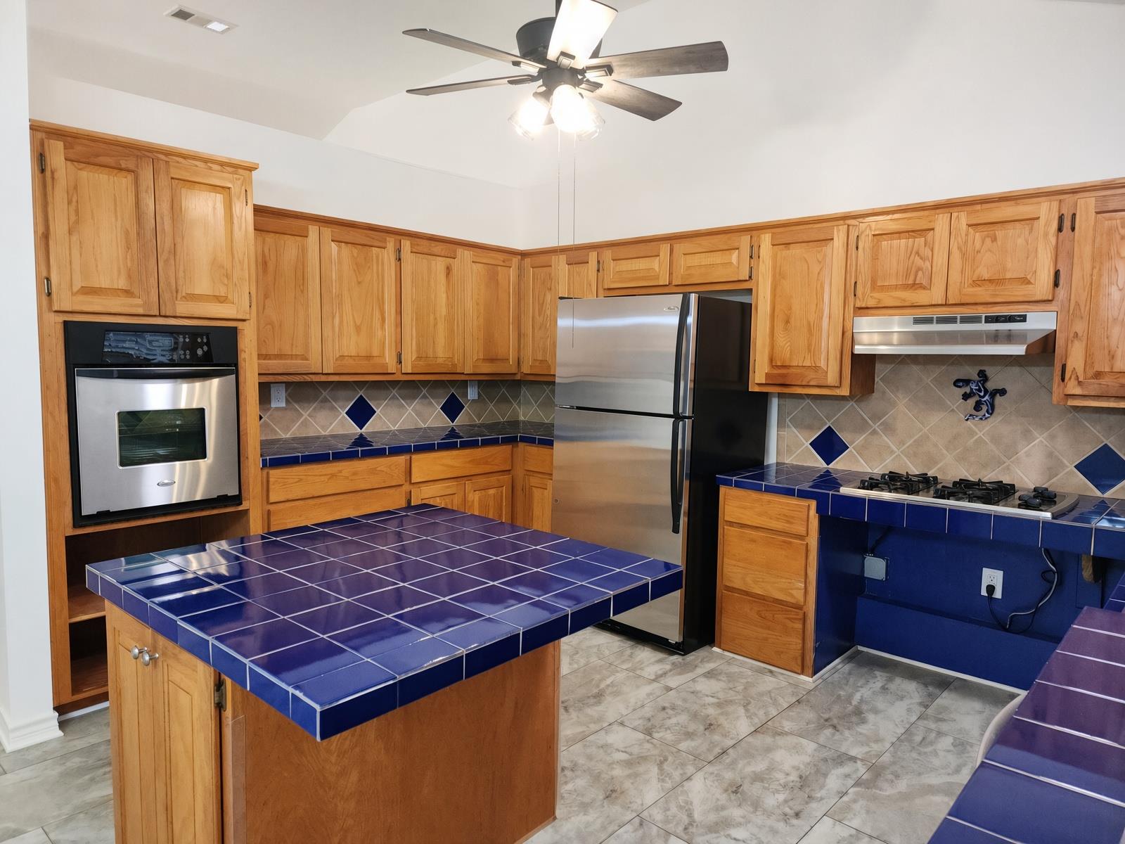 15 Las Flores Dr Property Photo 8