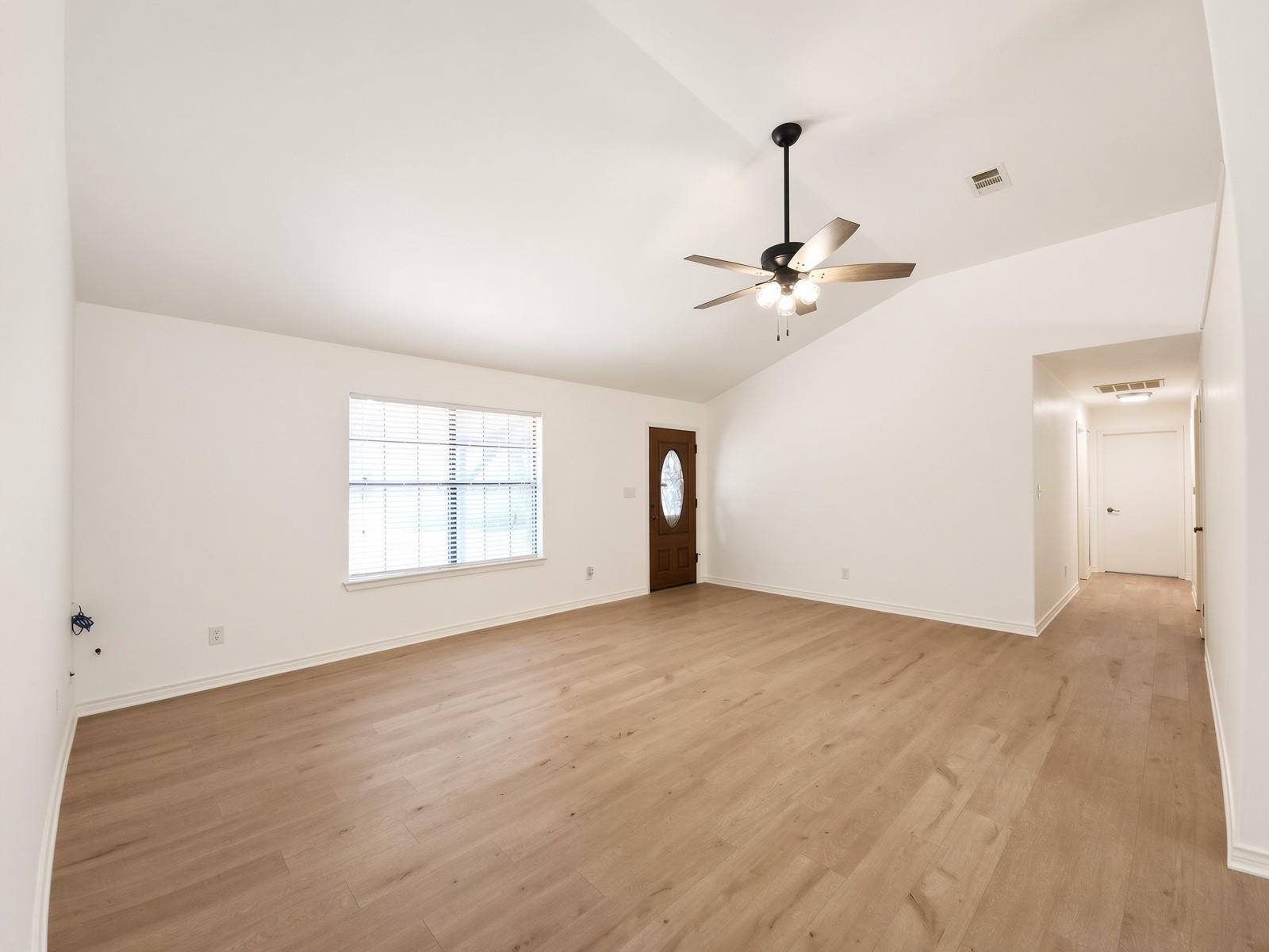 15 Las Flores Dr Property Photo 12