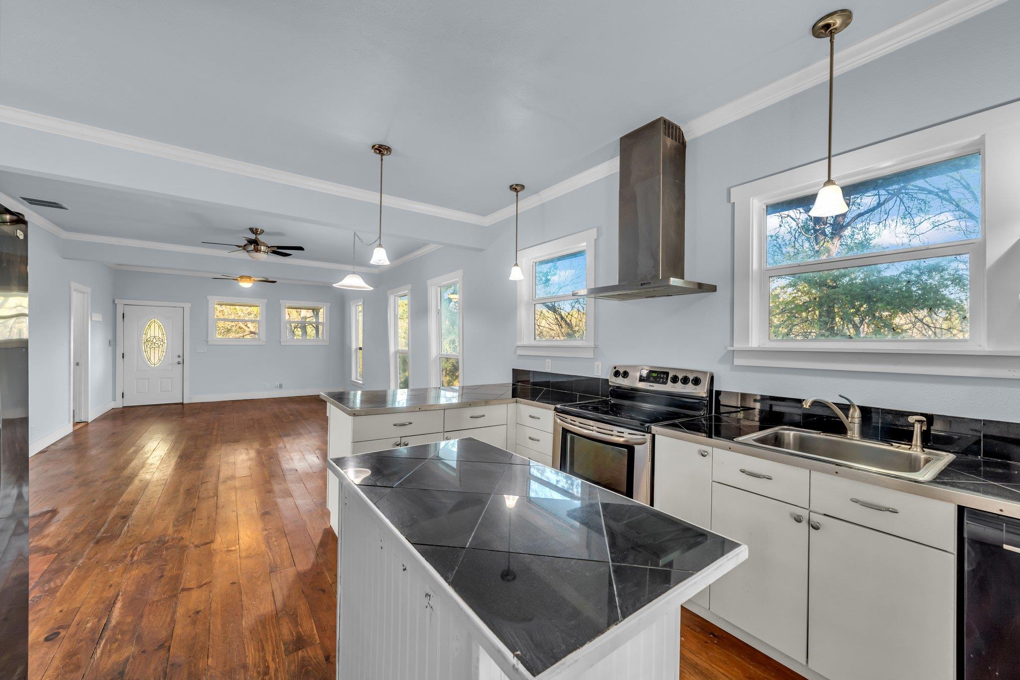 1144 Shiloh Rd Property Photo