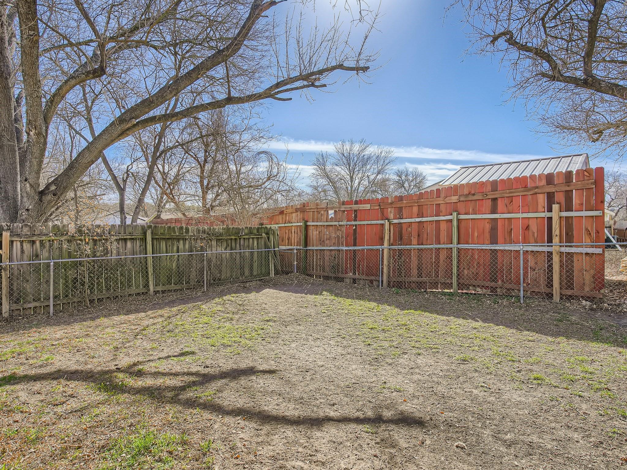 109 Meteor Dr A Property Photo 23