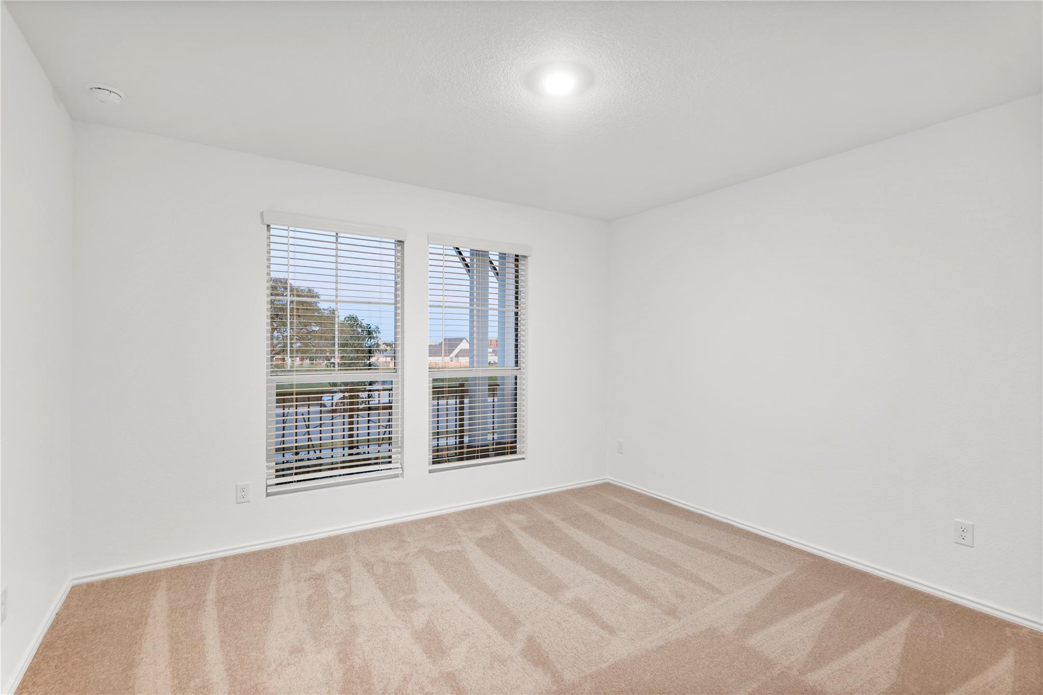 161 Keefer None Property Photo 20