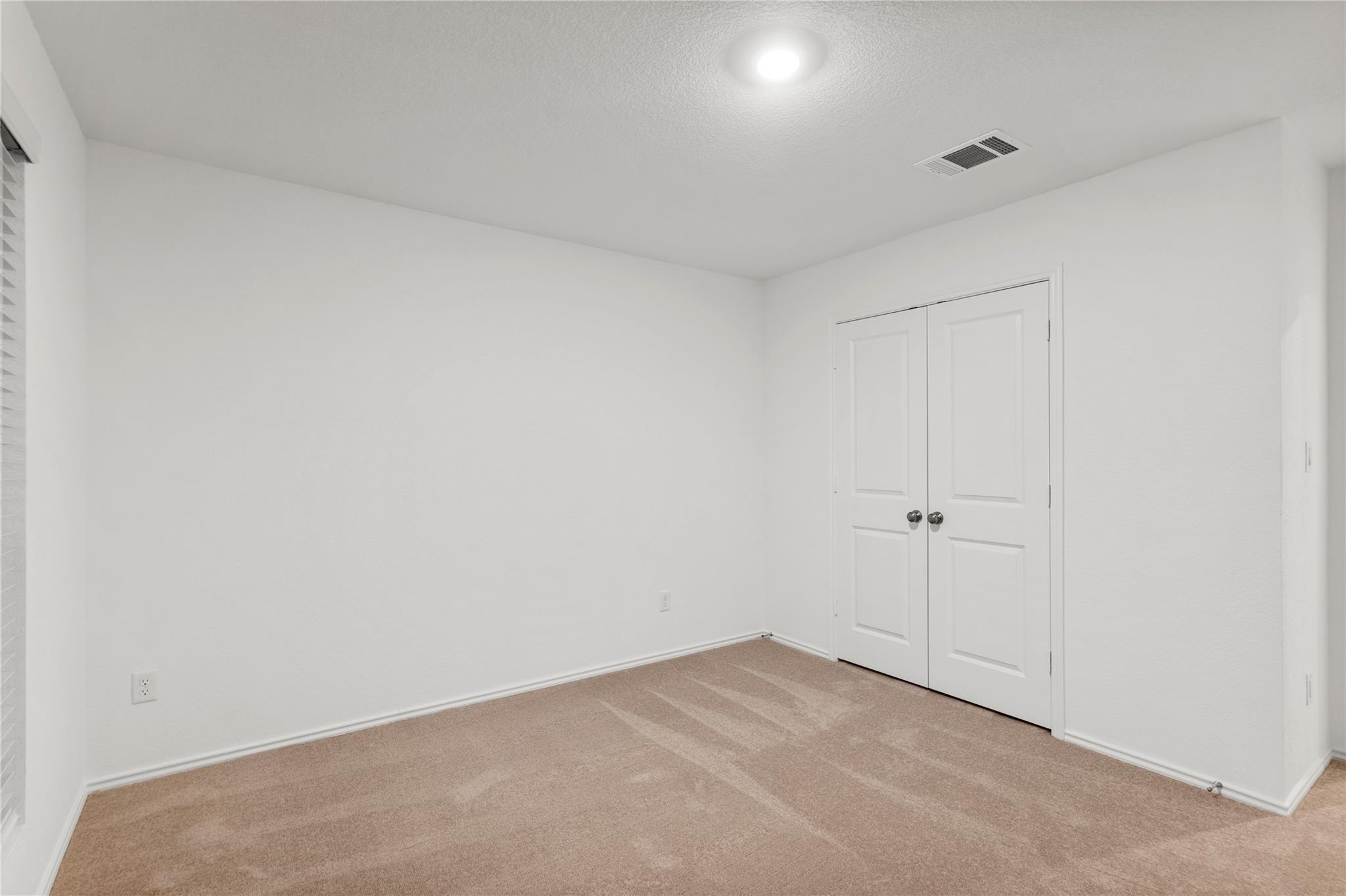 161 Keefer None Property Photo 21