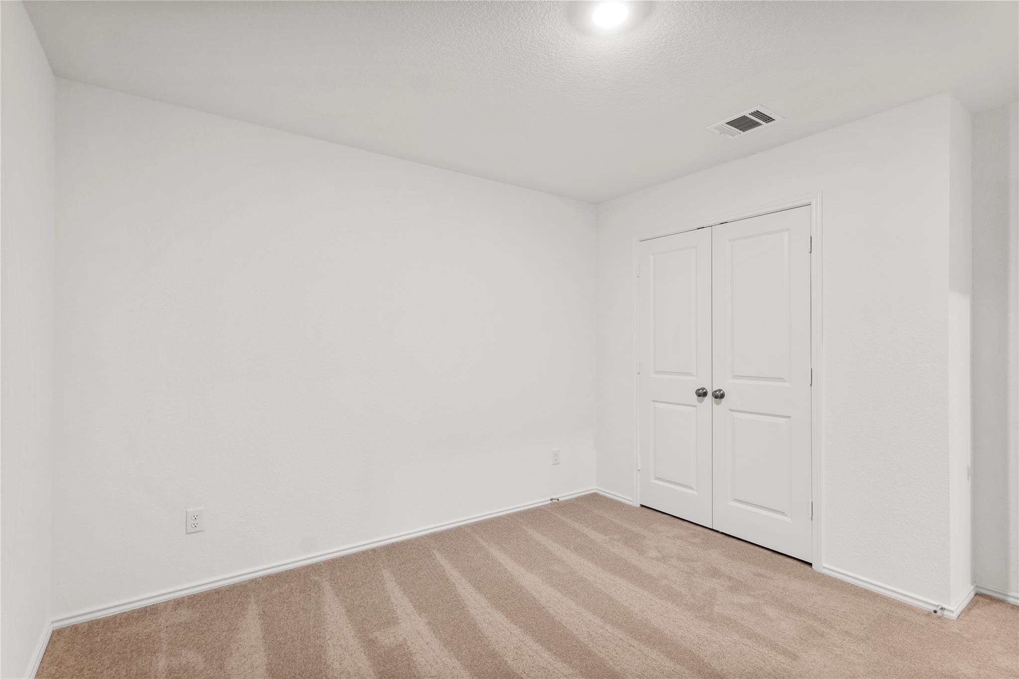 161 Keefer None Property Photo 24