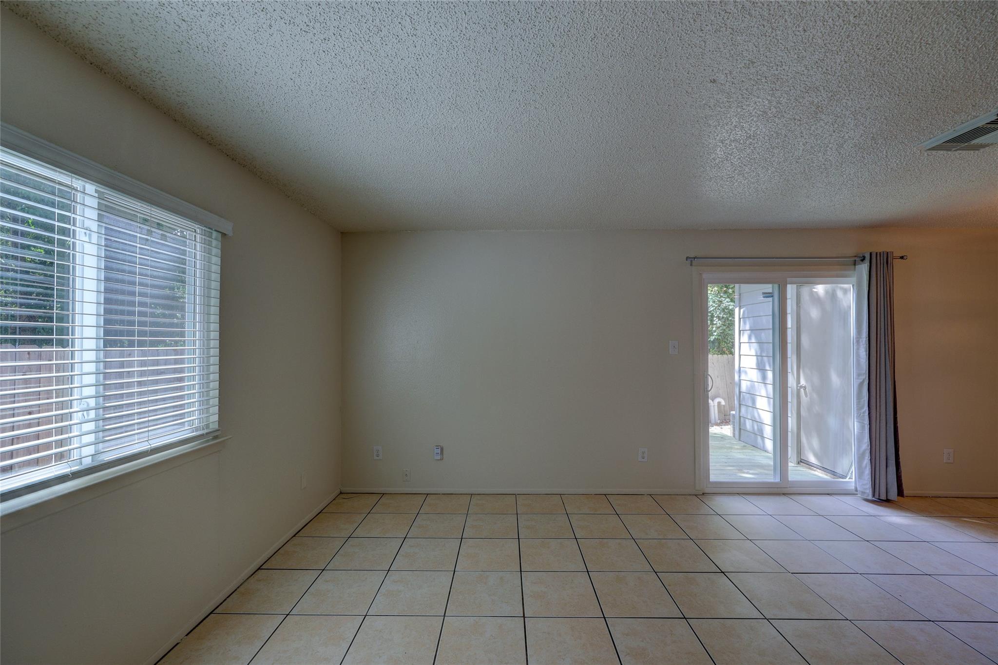 3458 Willowrun Dr #a Property Photo 8