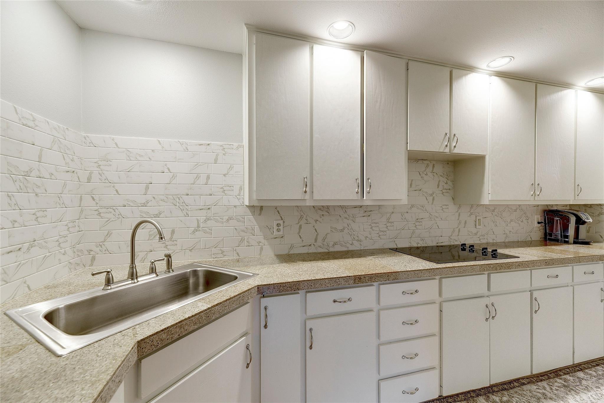 1735 Spyglass Dr #117 Property Photo 8