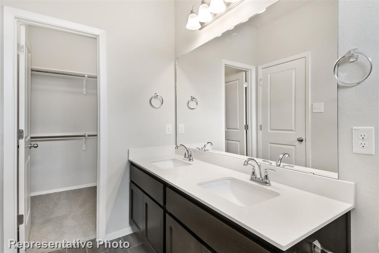 133 Keltic Dr Property Photo 13