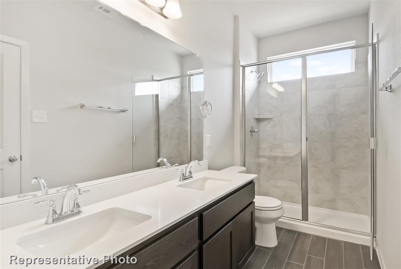 133 Keltic Dr Property Photo 14