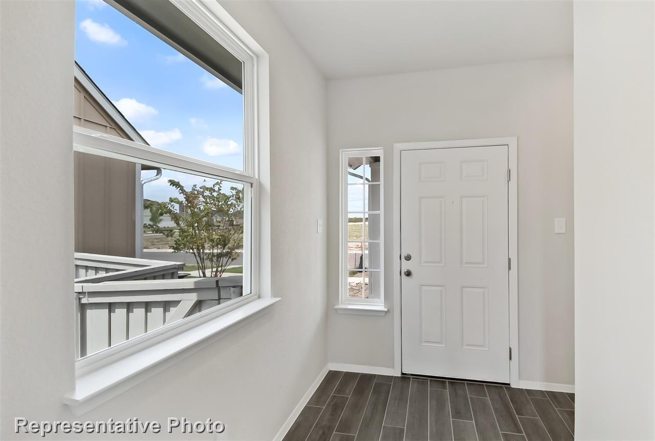 133 Keltic Dr Property Photo 15