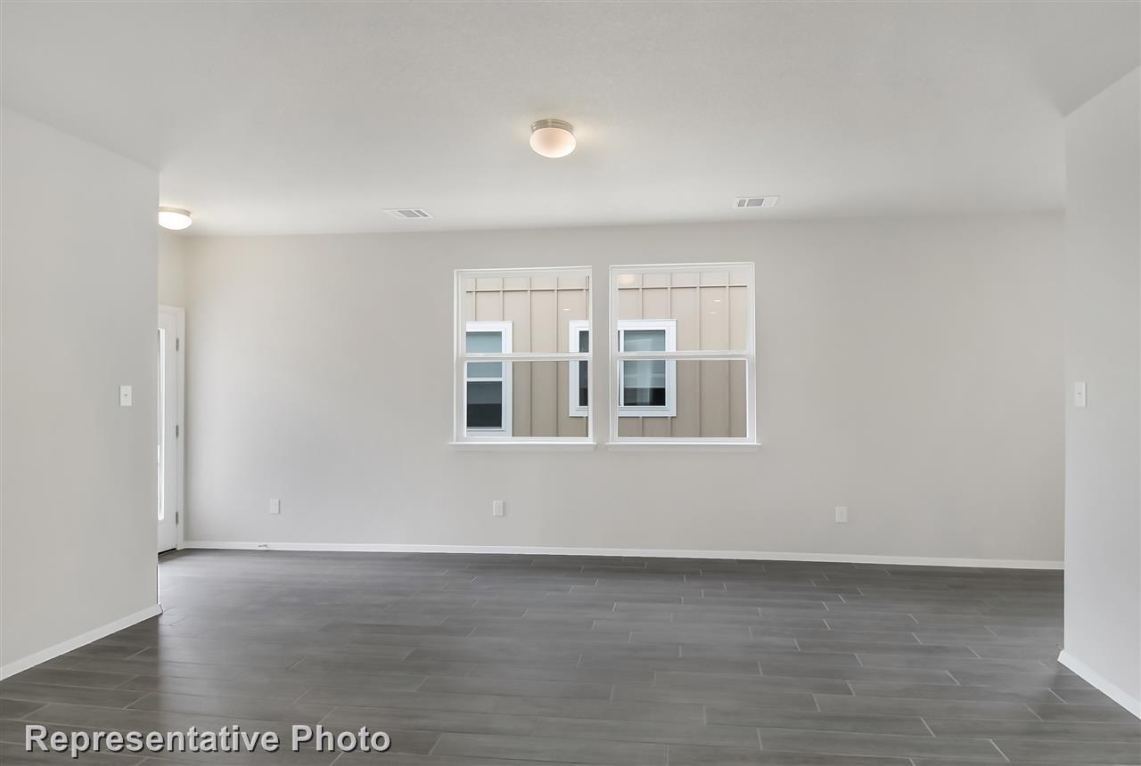 133 Keltic Dr Property Photo 17