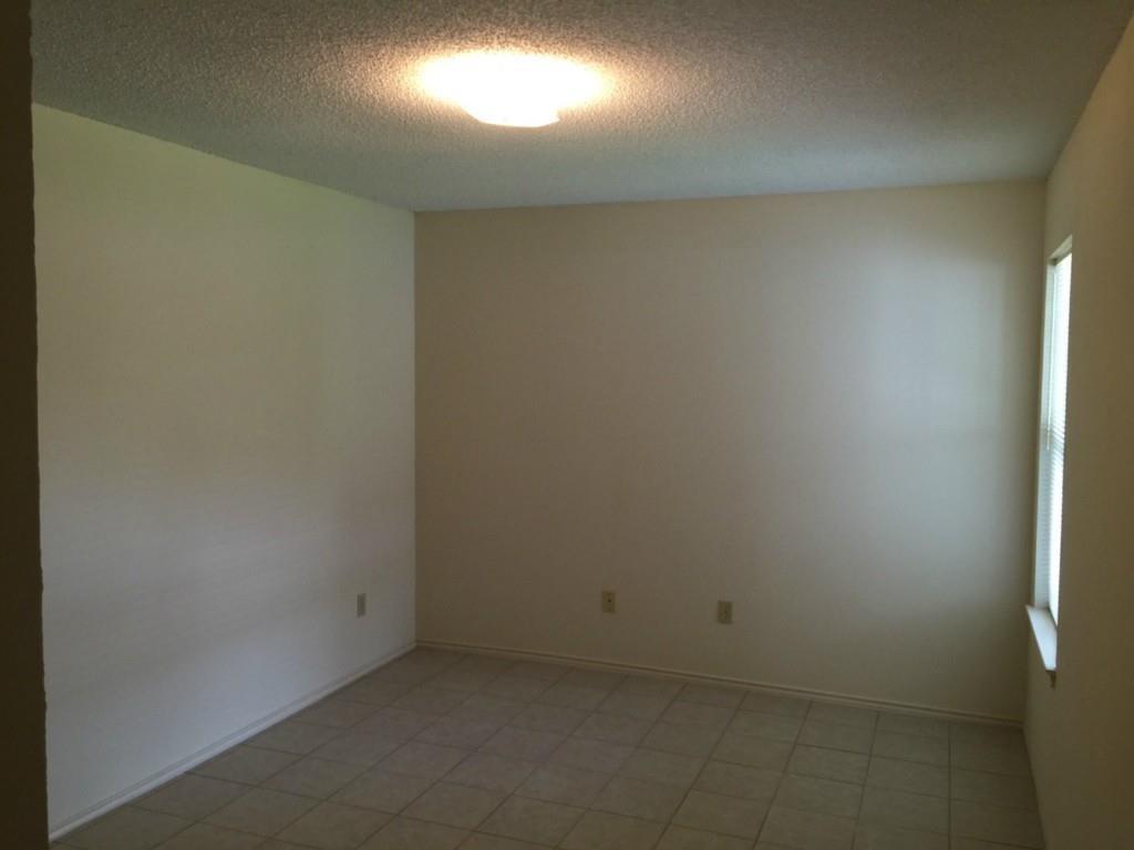 607 Luther Dr #b Property Photo 9