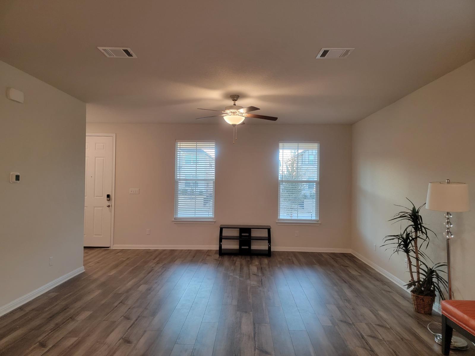 138 Sawtooth Mountain Way Property Photo 10