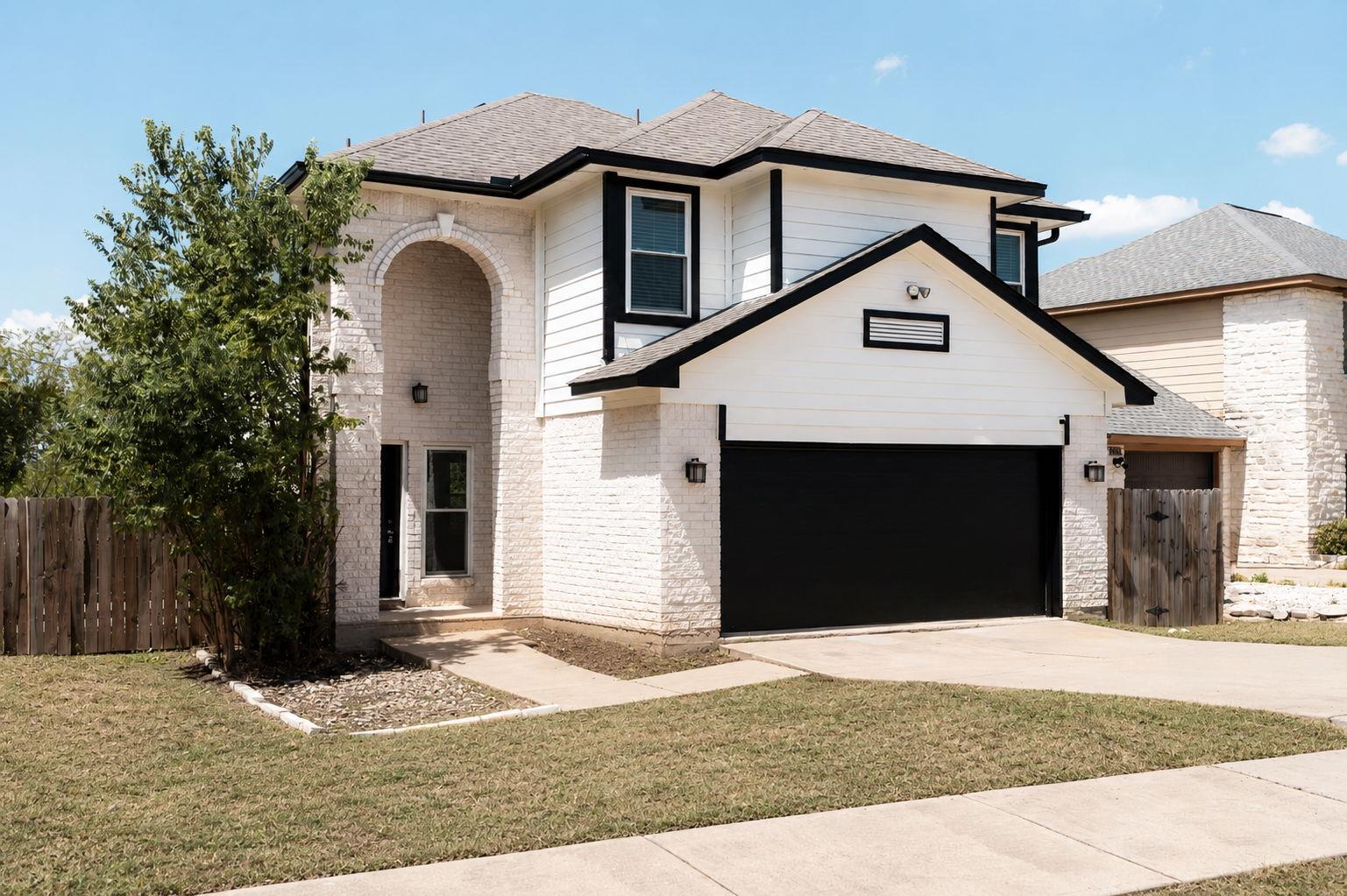 3205 Rockhurst Ln Property Photo 2