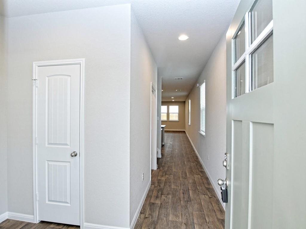 610 Roaring Fork Ln Property Photo 12