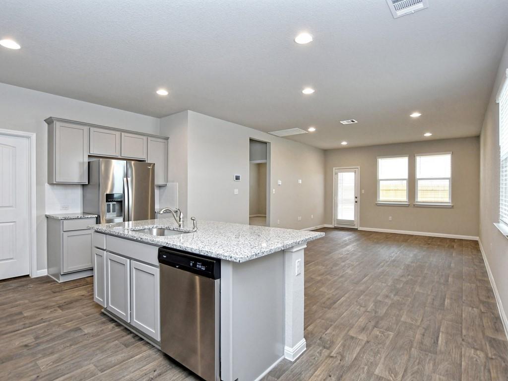 610 Roaring Fork Ln Property Photo 16