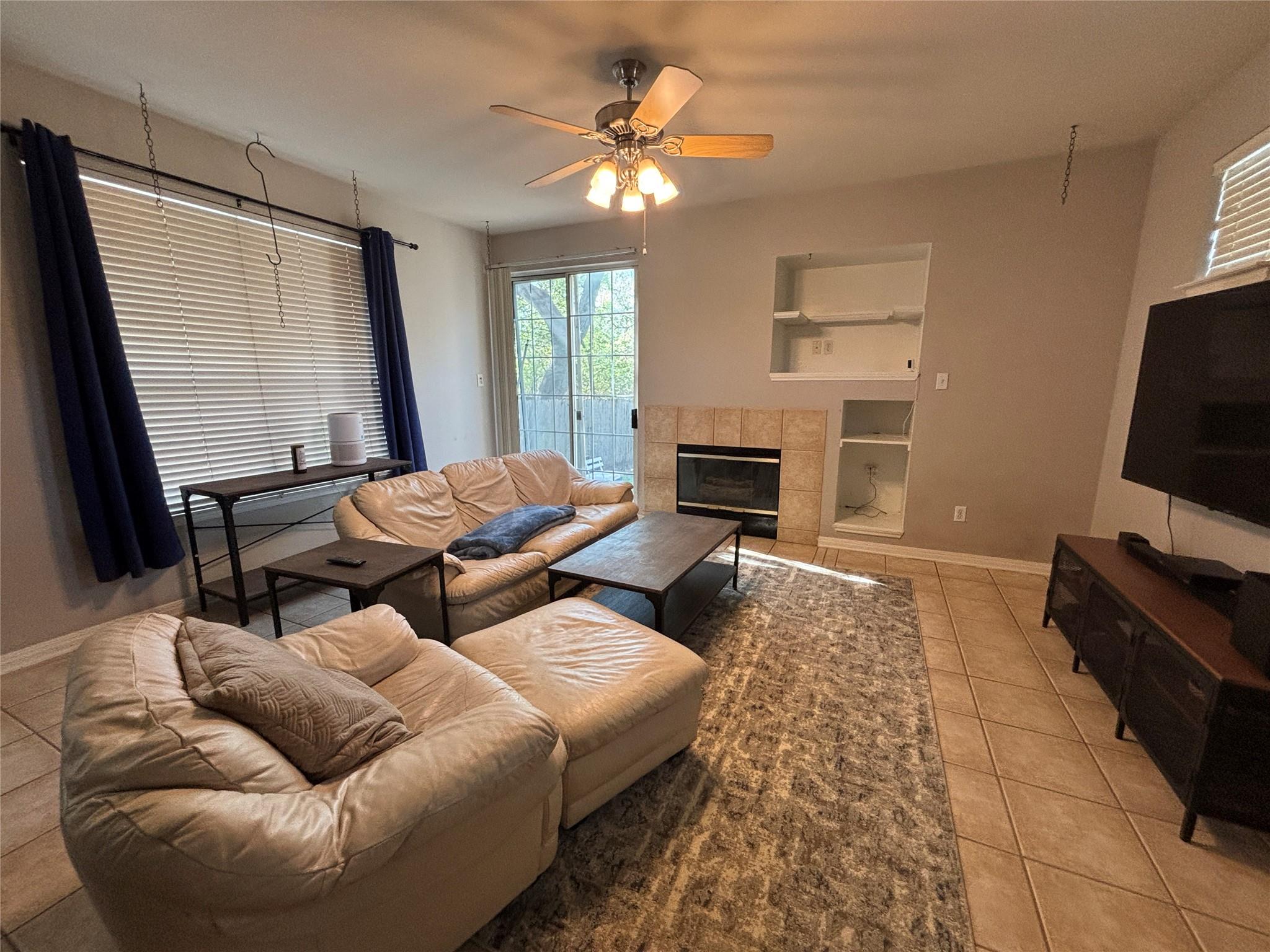 8518 W Cahill Dr #29 Property Photo 9