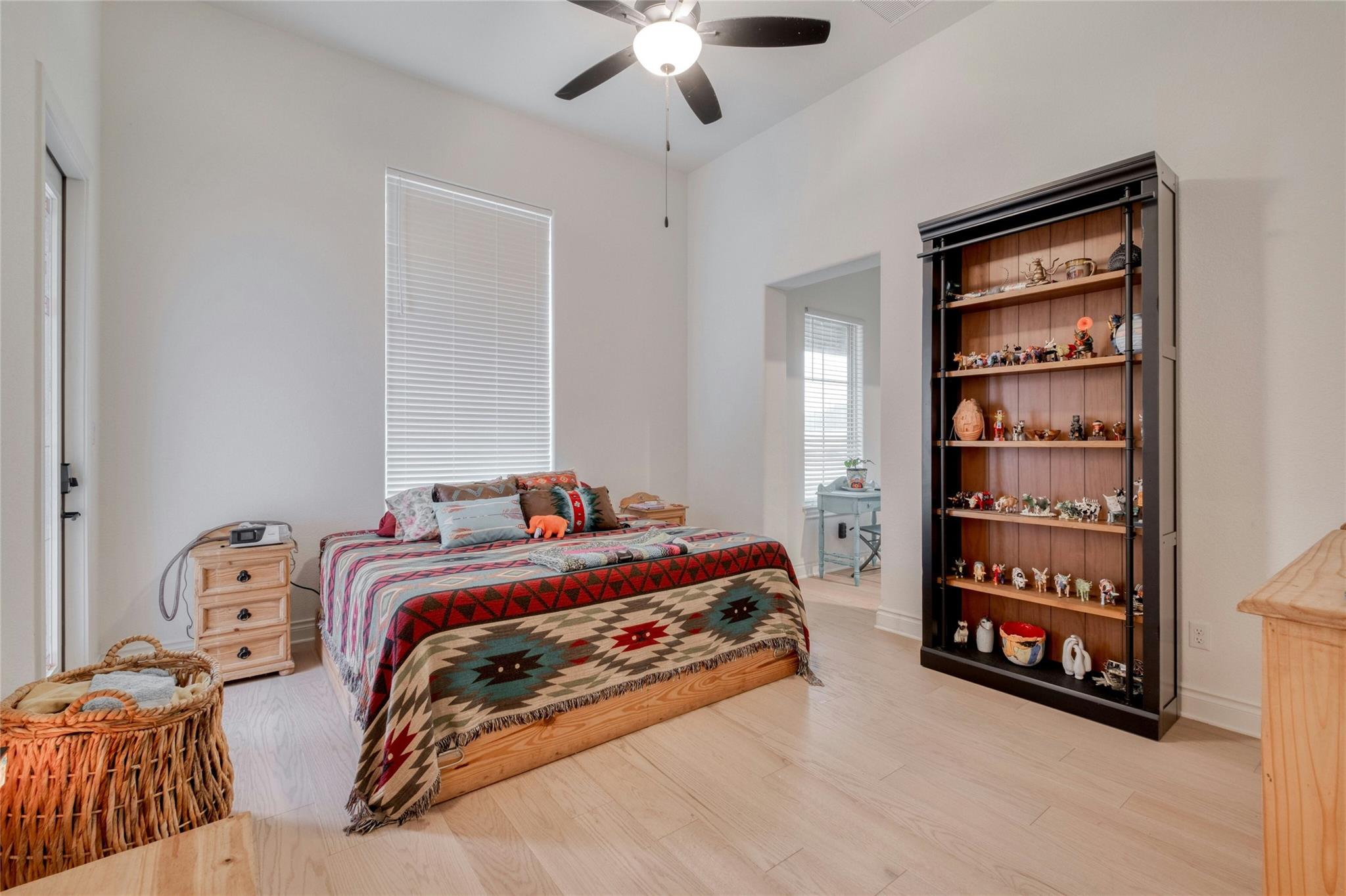 521 Wonderstruck Property Photo 16