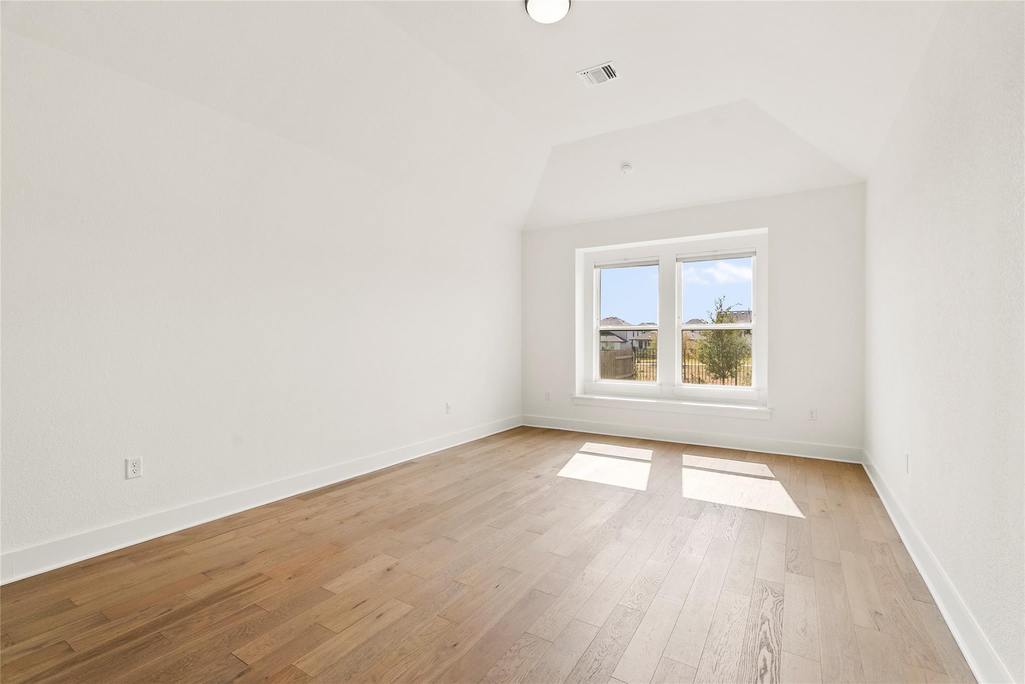 8613 Aracari Cv Property Photo 4