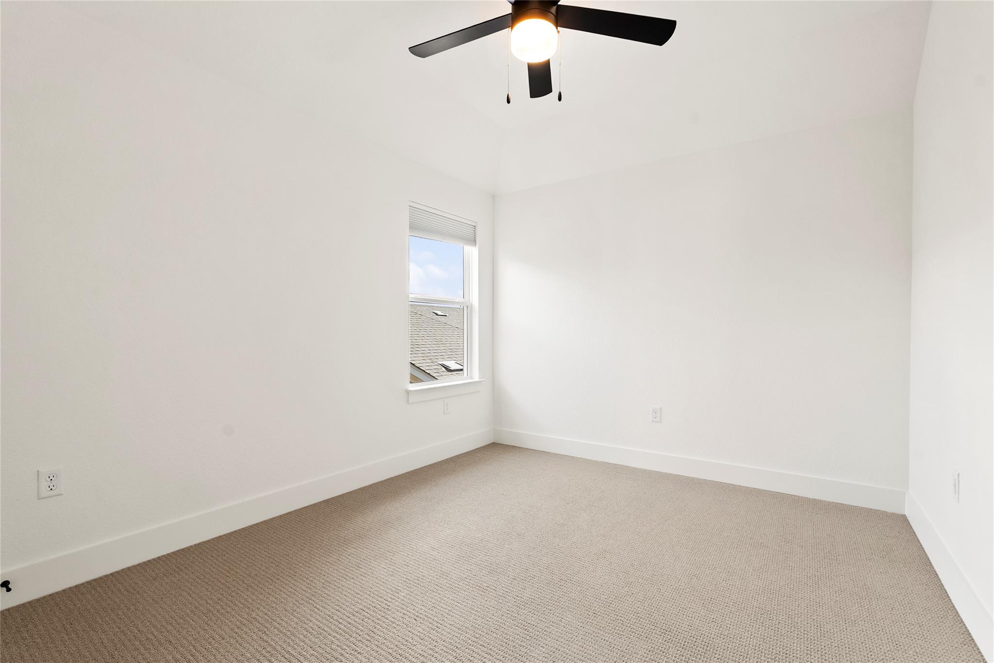 8613 Aracari Cv Property Photo 30