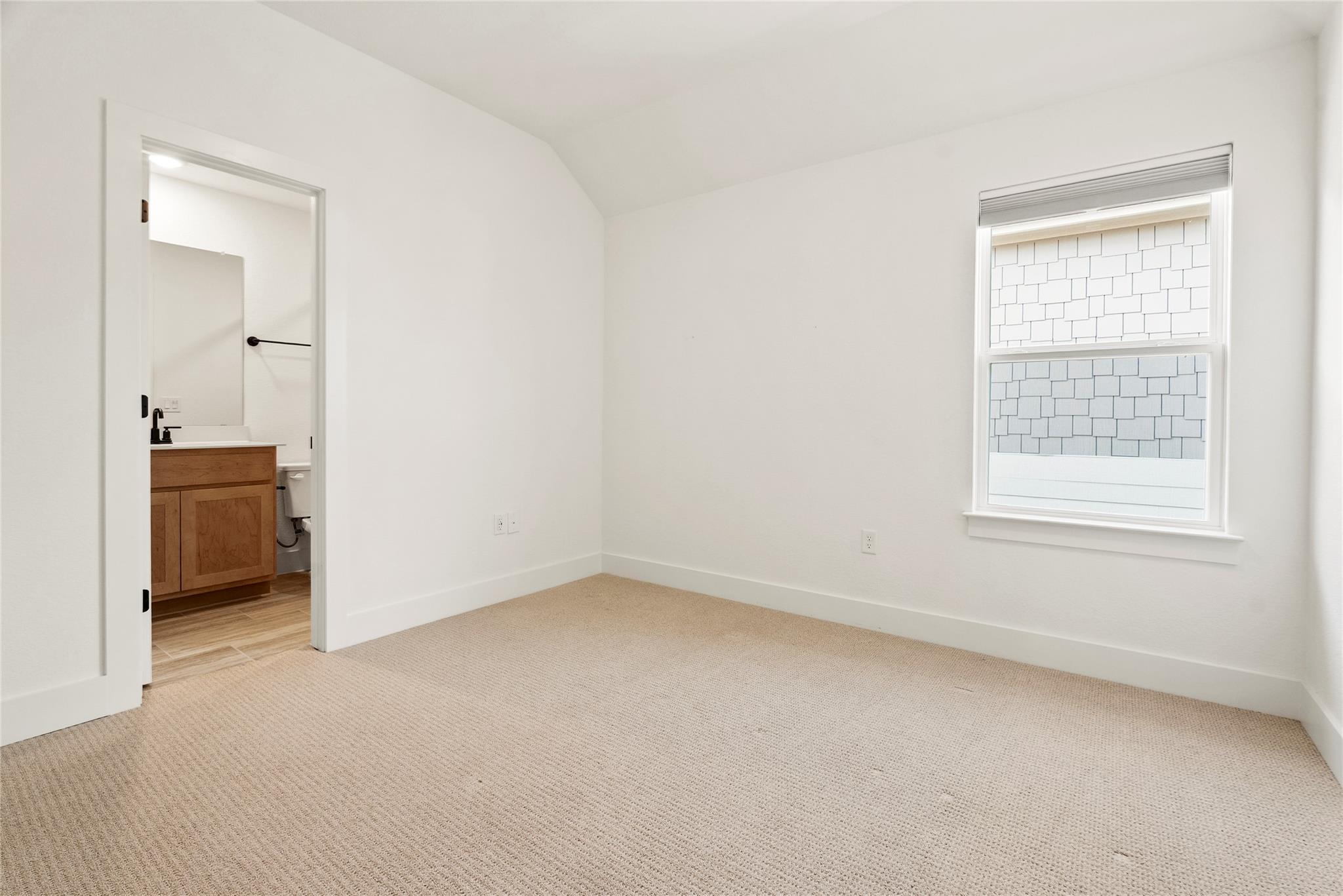 8613 Aracari Cv Property Photo 33