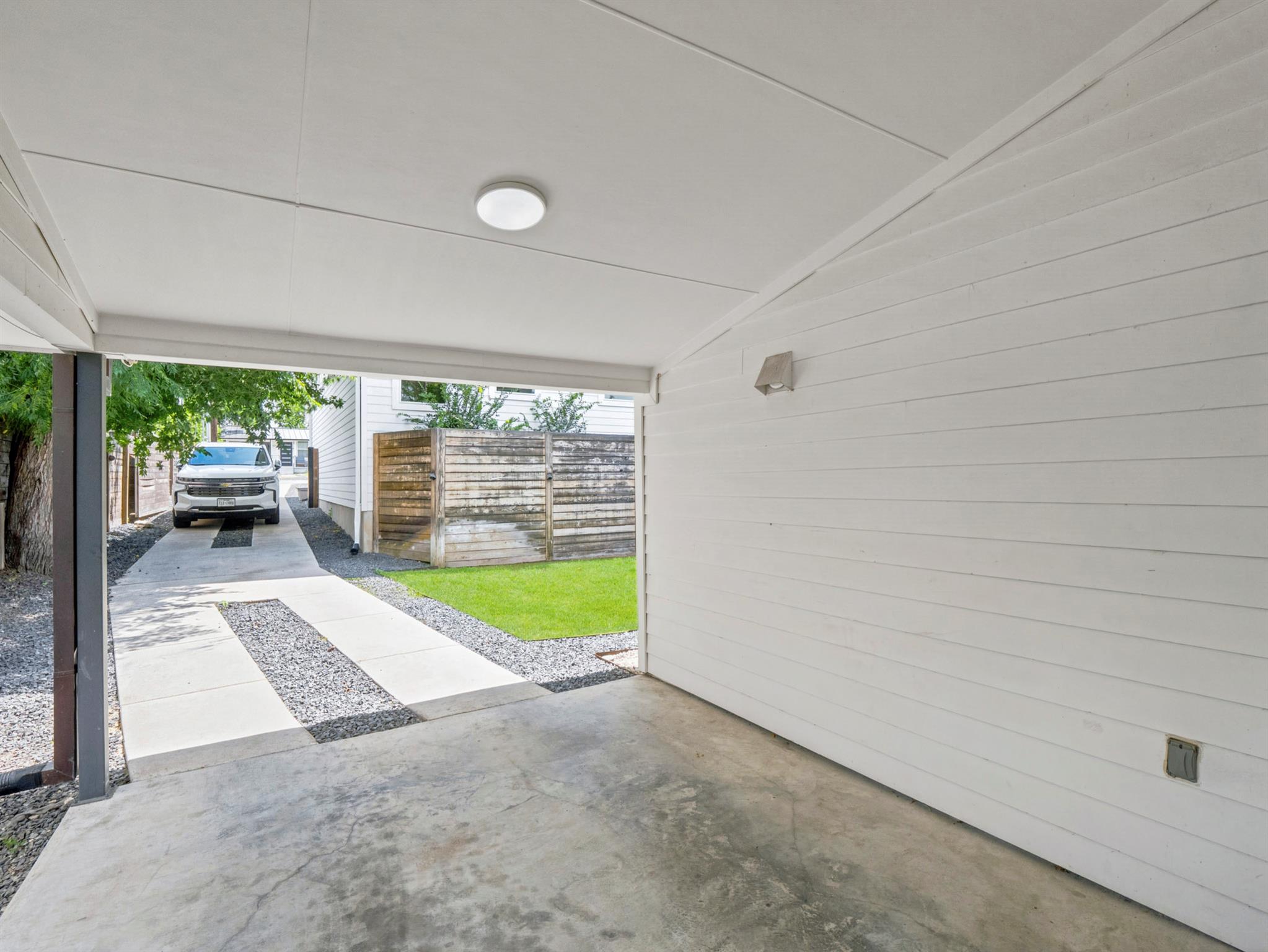 5005 Lott Ave #2 Property Photo 23