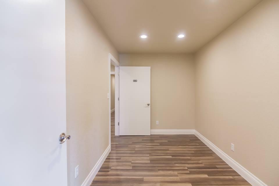 201 Taylor St Property Photo 3