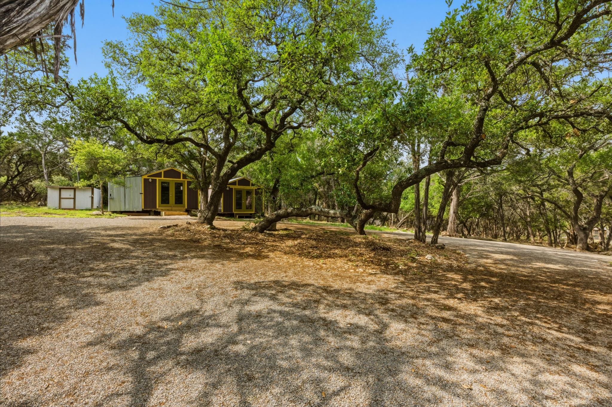 410 Cedar Bend Rd Property Photo 5