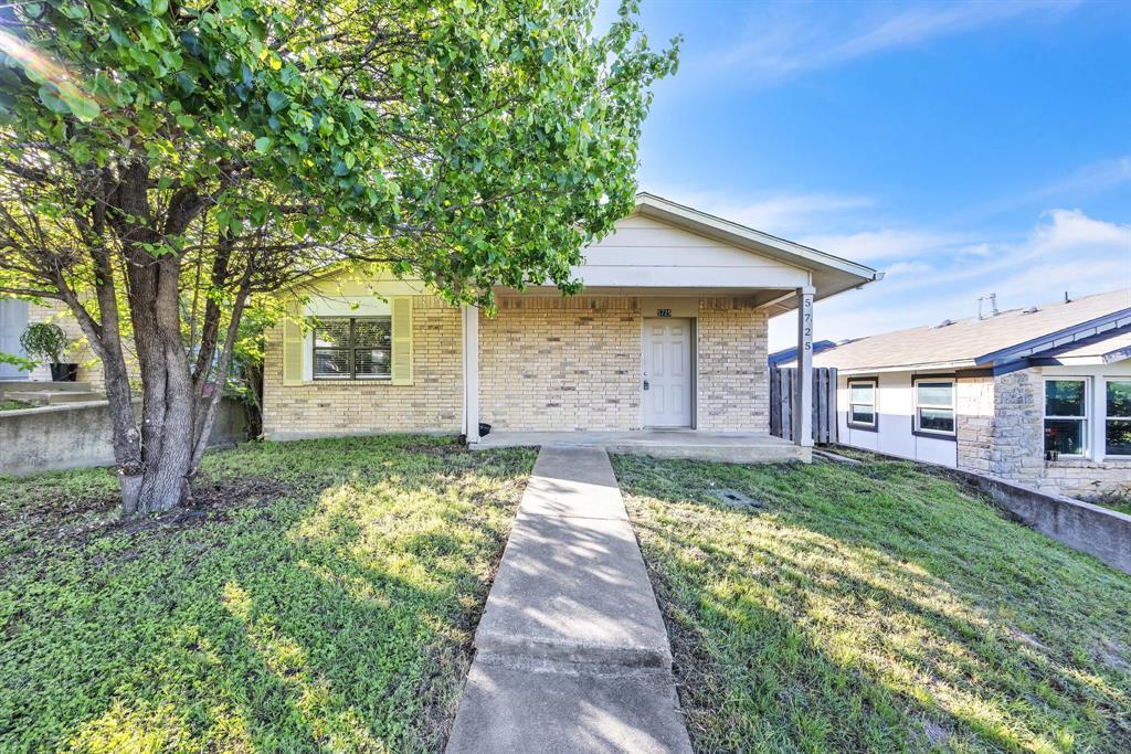 5725 Alsace Trl Property Photo 1