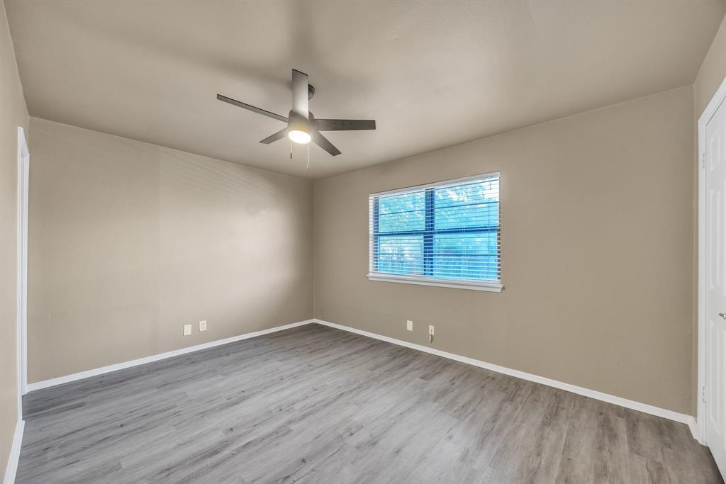 5725 Alsace Trl Property Photo 7