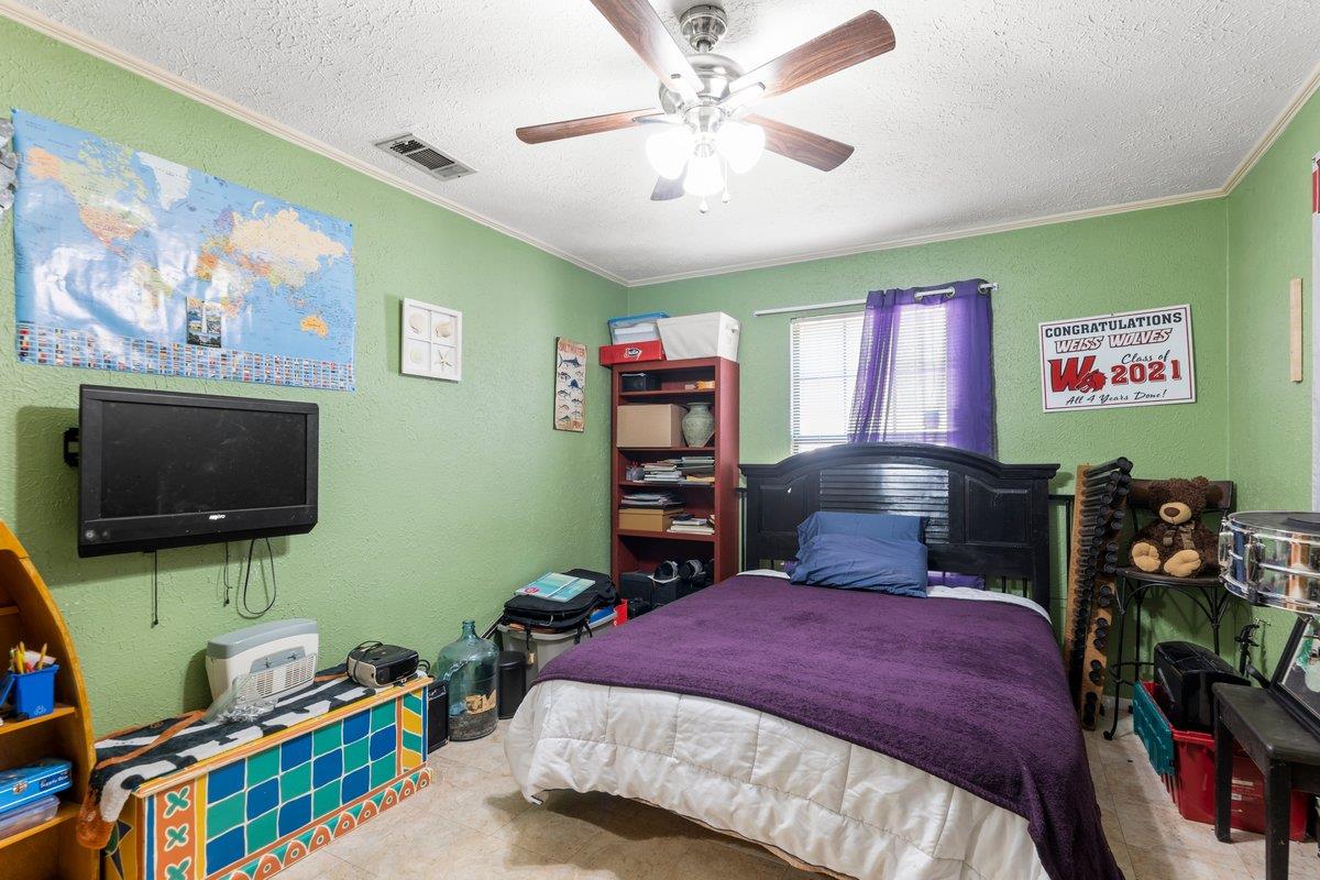1304 Gatlinburg Dr Property Photo 5