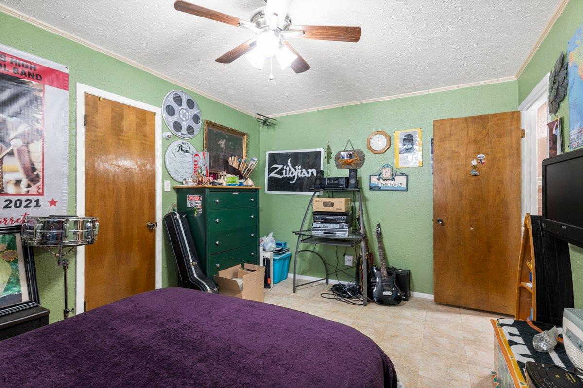 1304 Gatlinburg Dr Property Photo 6
