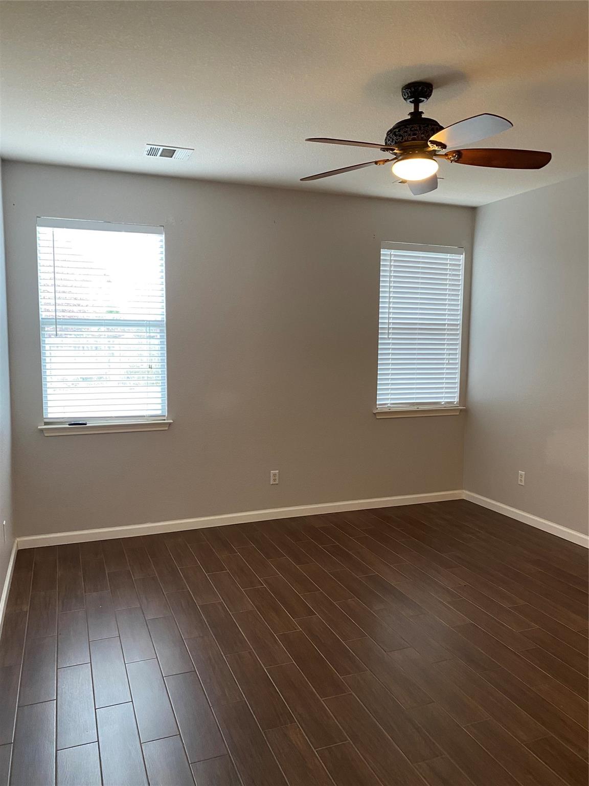 11541 Sunny Creek Ln Property Photo 13
