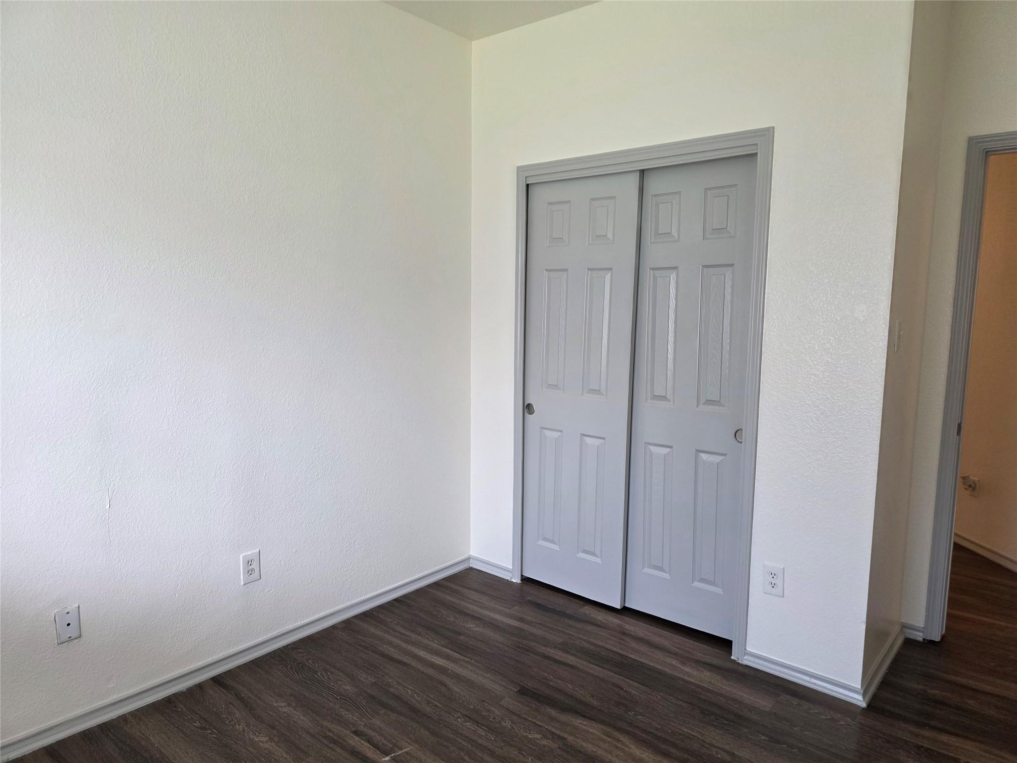 319 Riverwalk Dr Property Photo 12