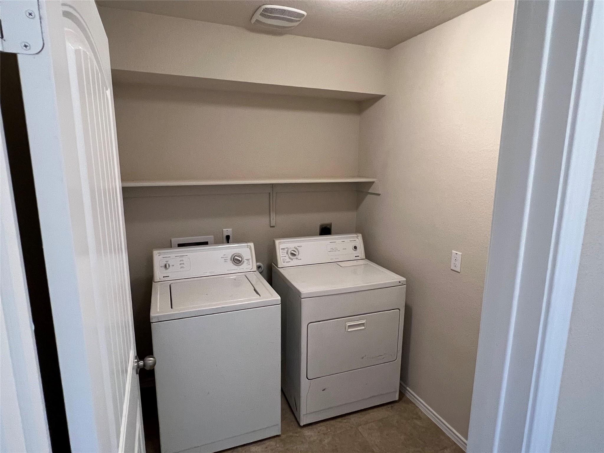 1140 Ibis Falls Loop Property Photo 14
