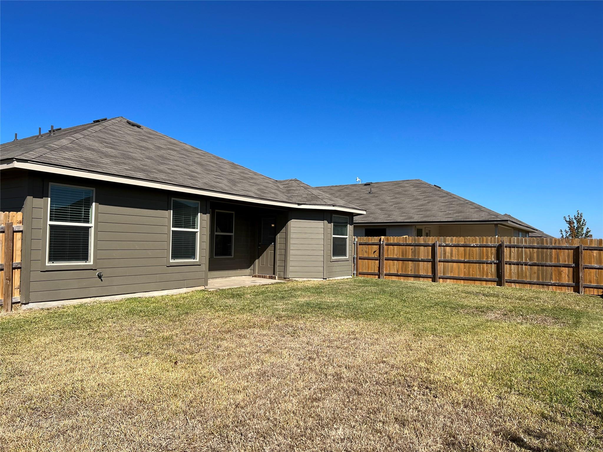 1140 Ibis Falls Loop Property Photo 21