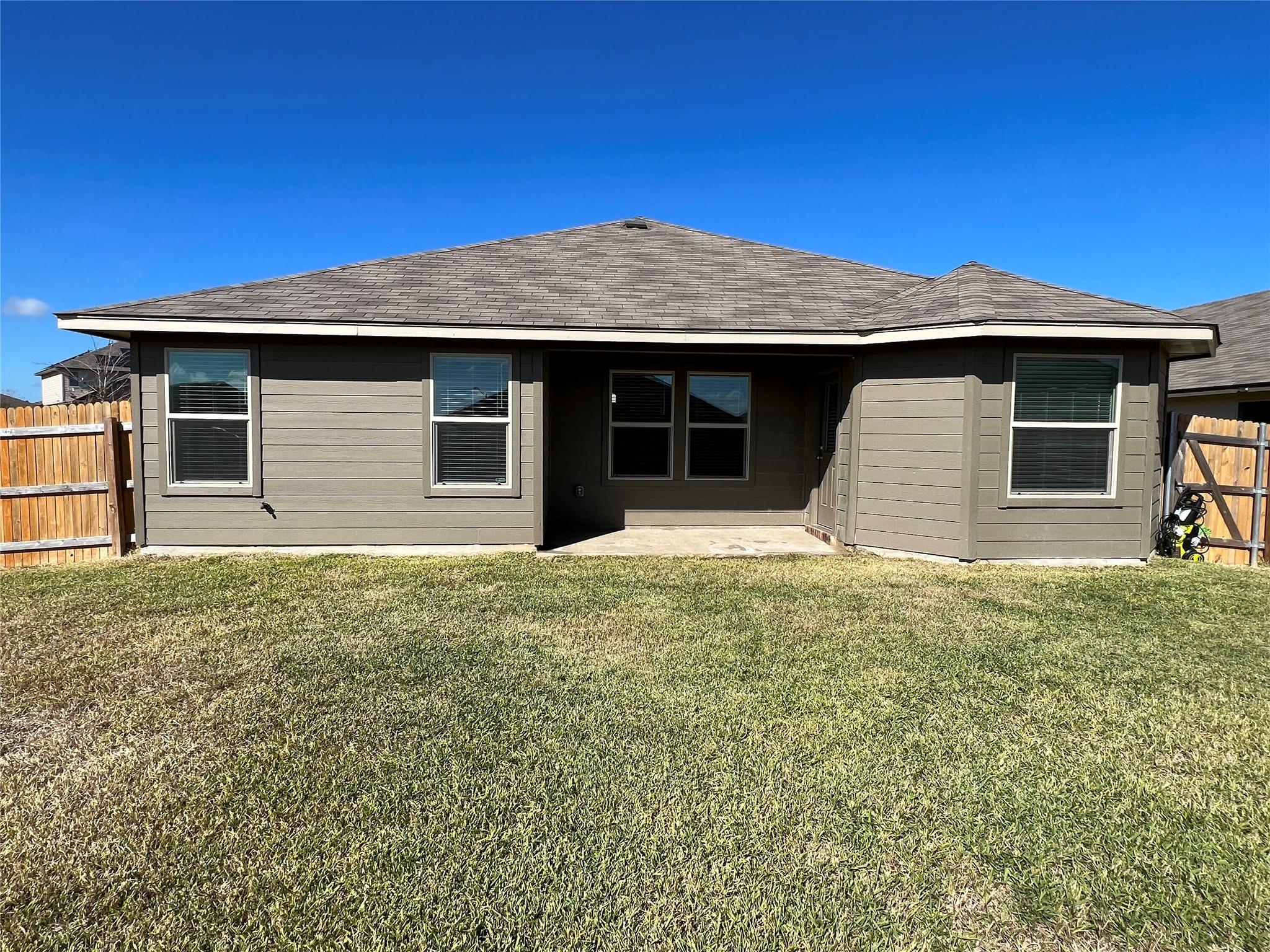 1140 Ibis Falls Loop Property Photo 22