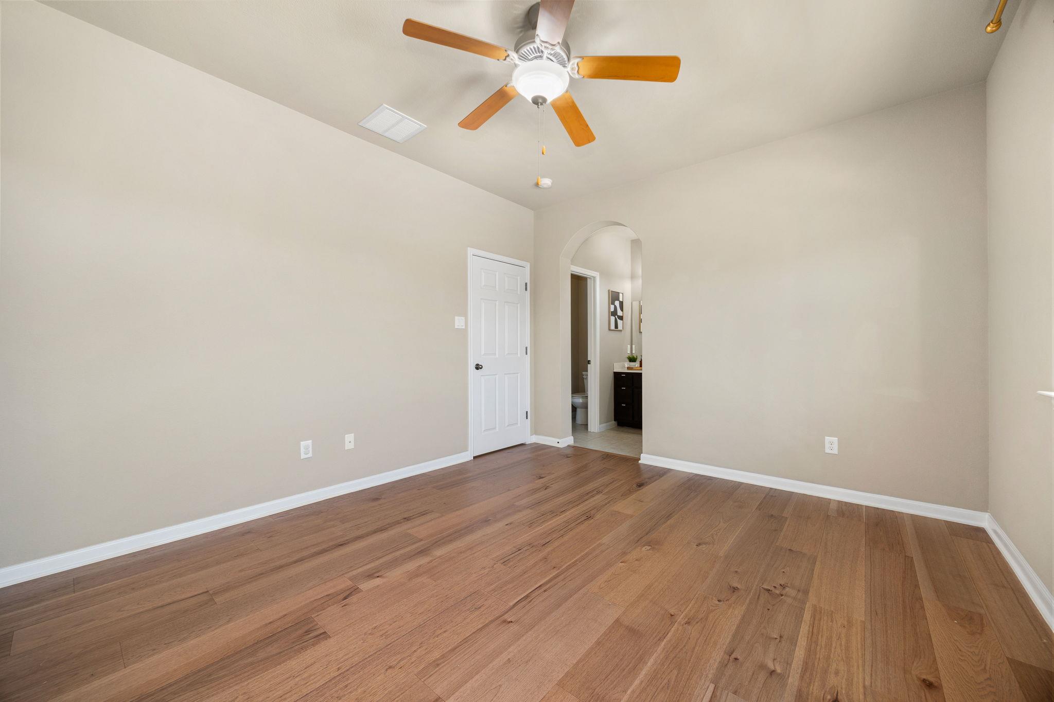 6916 Barstow Ct Property Photo 30