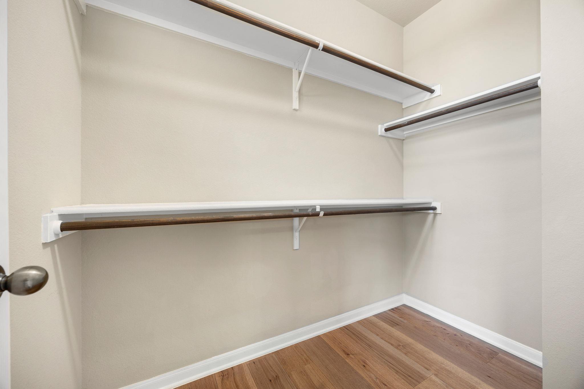 6916 Barstow Ct Property Photo 32