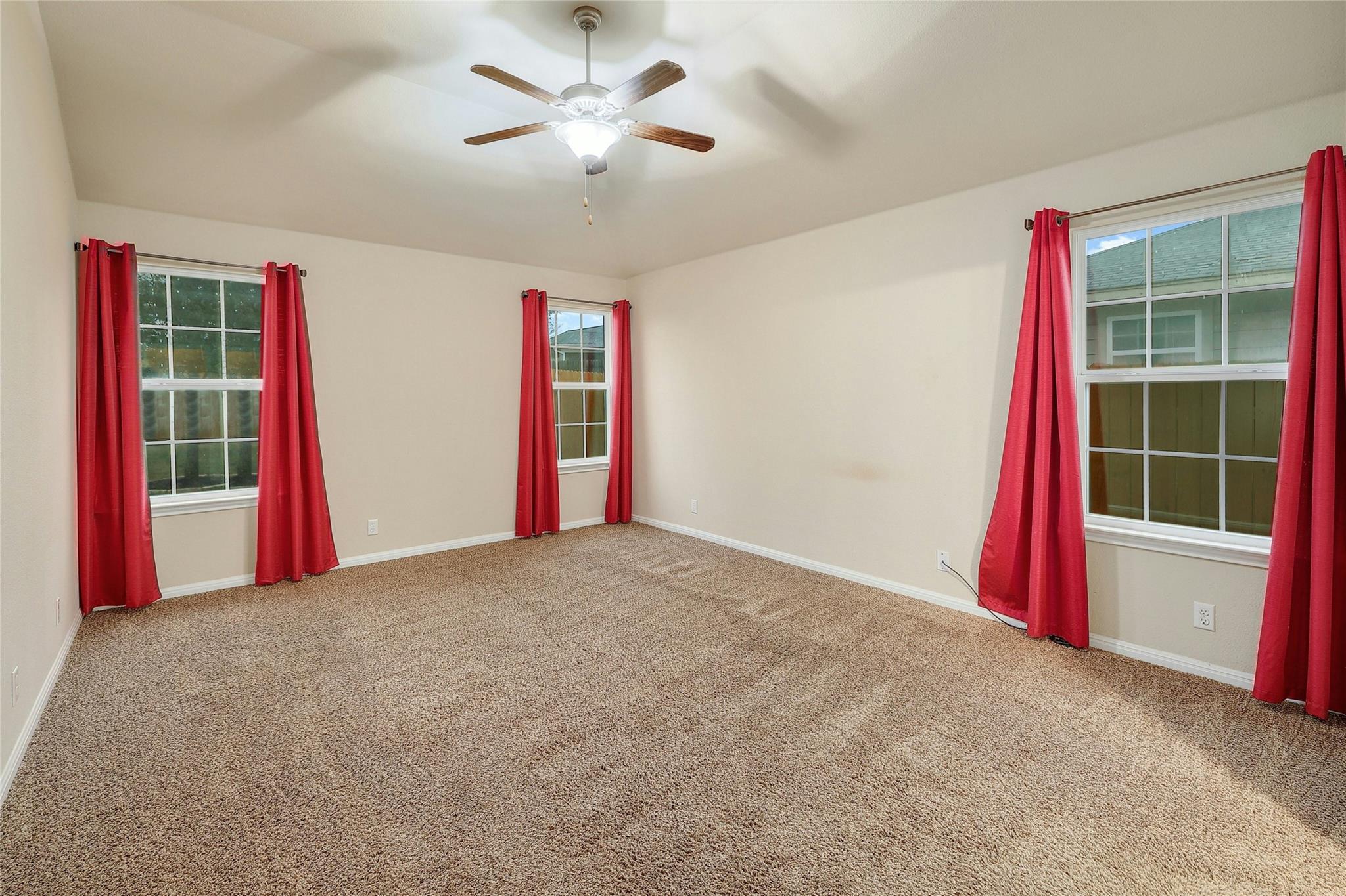 18825 Golden Eagle Way Property Photo 14