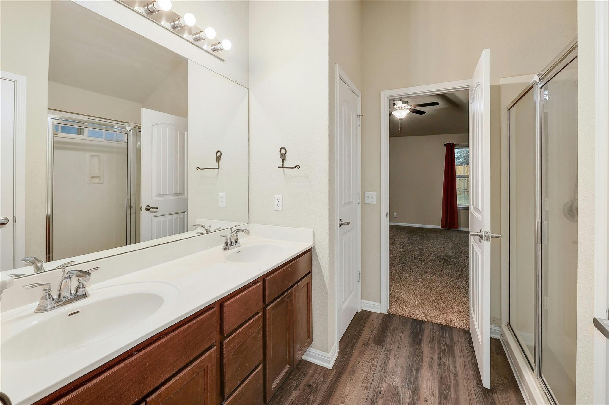 18825 Golden Eagle Way Property Photo 17