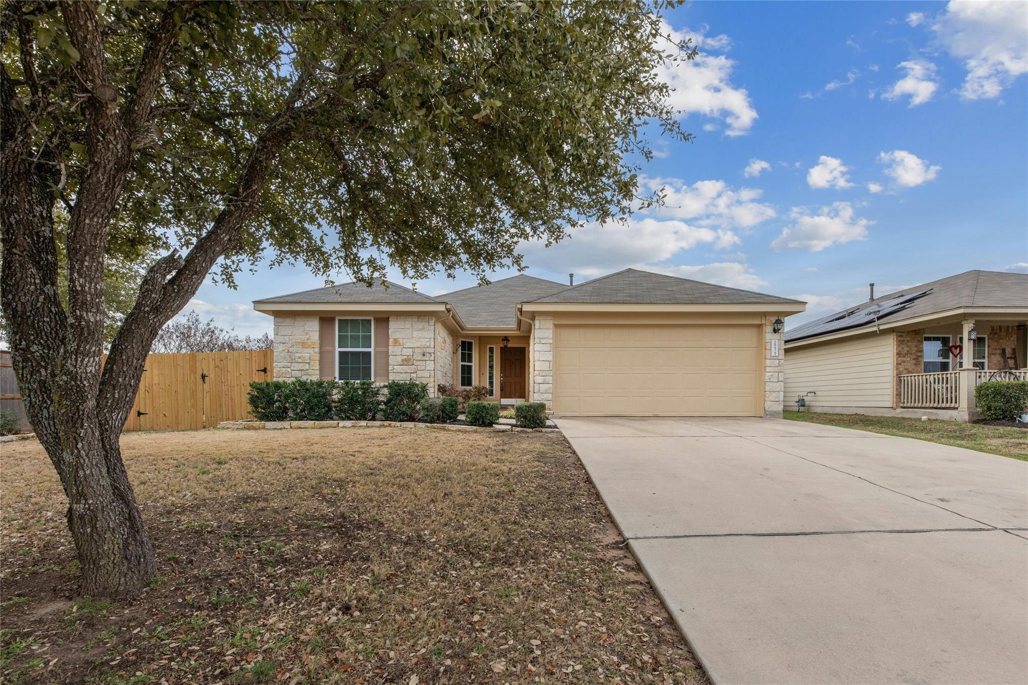18825 Golden Eagle Way Property Photo 24