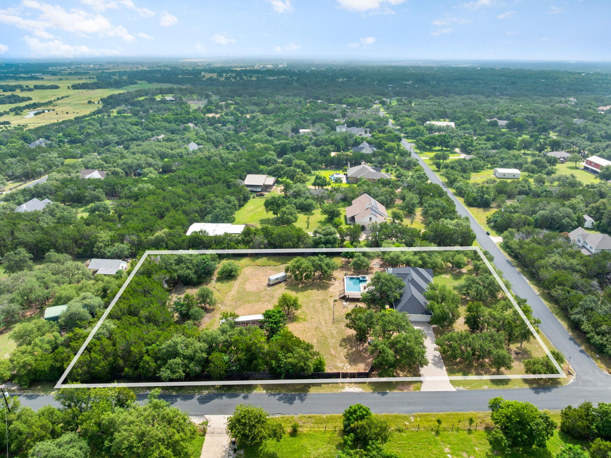 216 Cherokee Trl Property Photo 6
