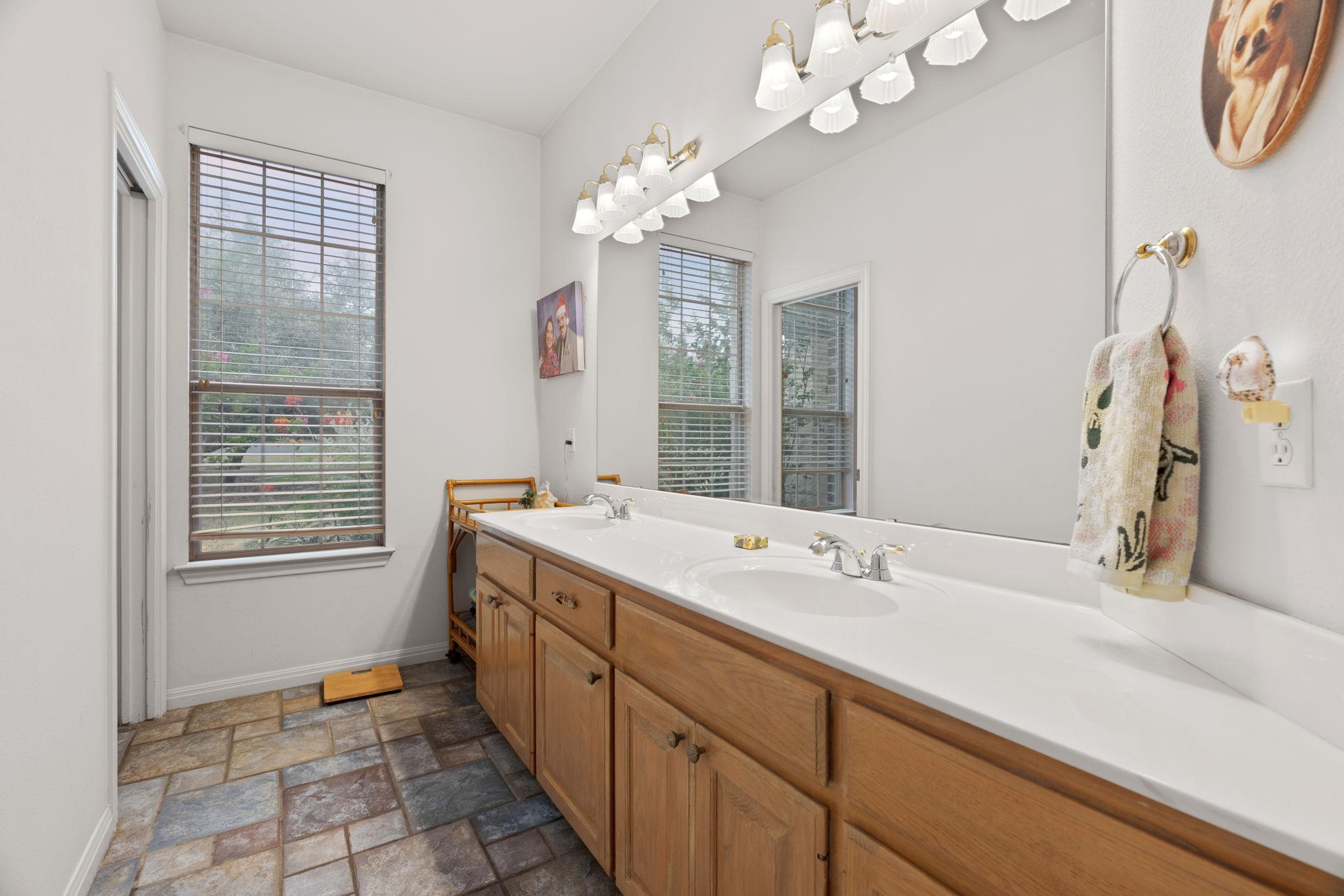 216 Cherokee Trl Property Photo 19